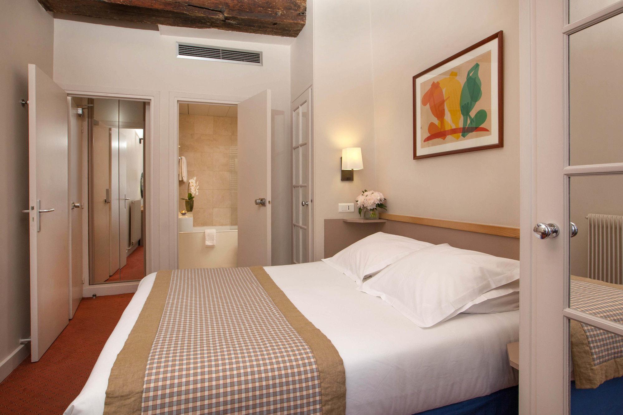 Hotel L De Lutece - Notre-Dame Париж Екстериор снимка
