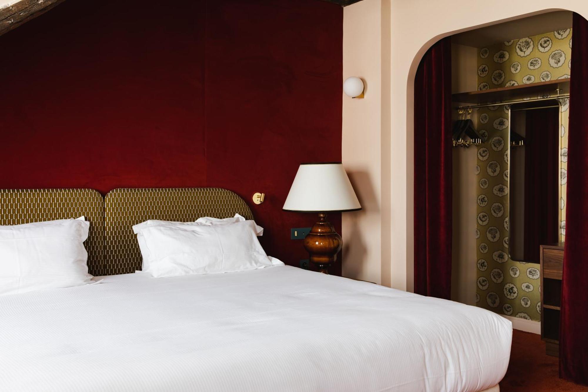 Hotel L De Lutece - Notre-Dame Париж Екстериор снимка